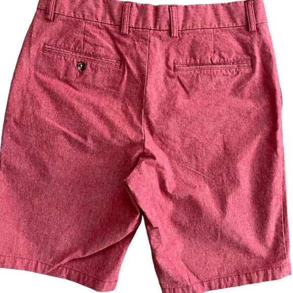 OLD NAVY red Ultimate Slim with Built-In Flex flat front 10”shorts size 31. - Picture 2 of 3